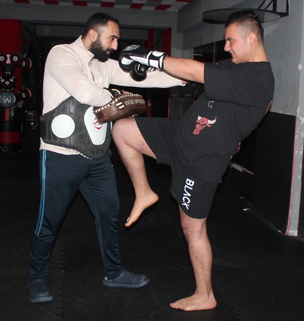 Foto - Askere gidebilmek için 4 ayda tam 57 kilo verdi