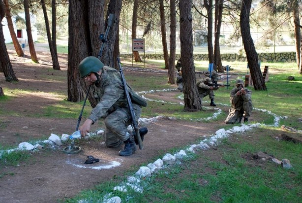 Foto - Askere gidecekler için işte acemi birliği 