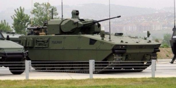 Foto - Askere modern savaş silahı