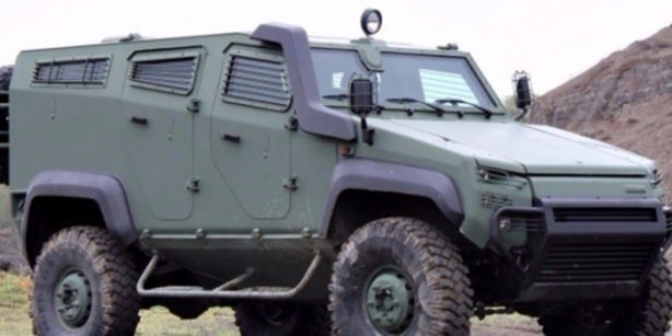 Foto - Askere modern savaş silahı