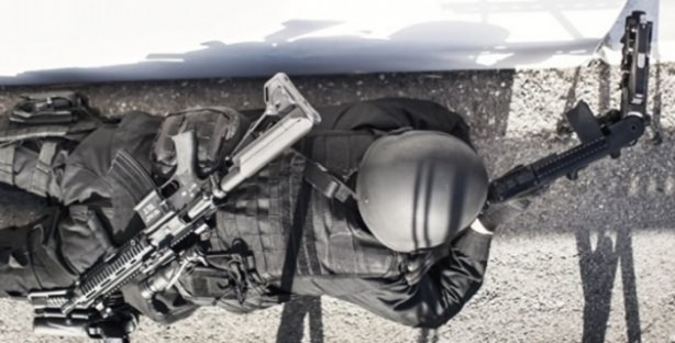 Foto - Askere modern savaş silahı