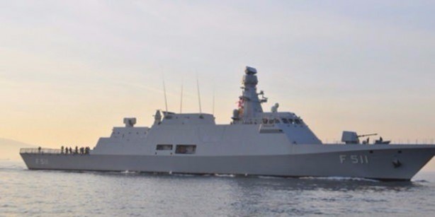 Foto - Askere modern savaş silahı