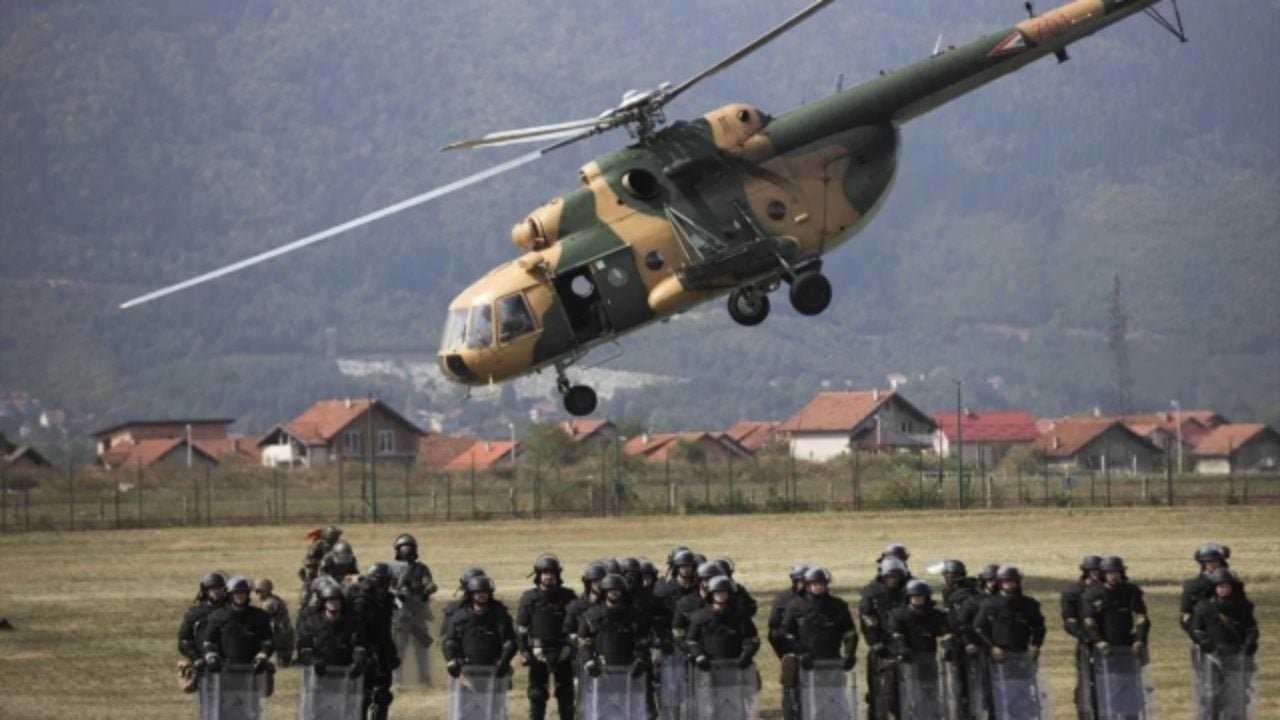 Foto - Askeri helikopter paramparça oldu! 4 ölü, 11 yaralı var