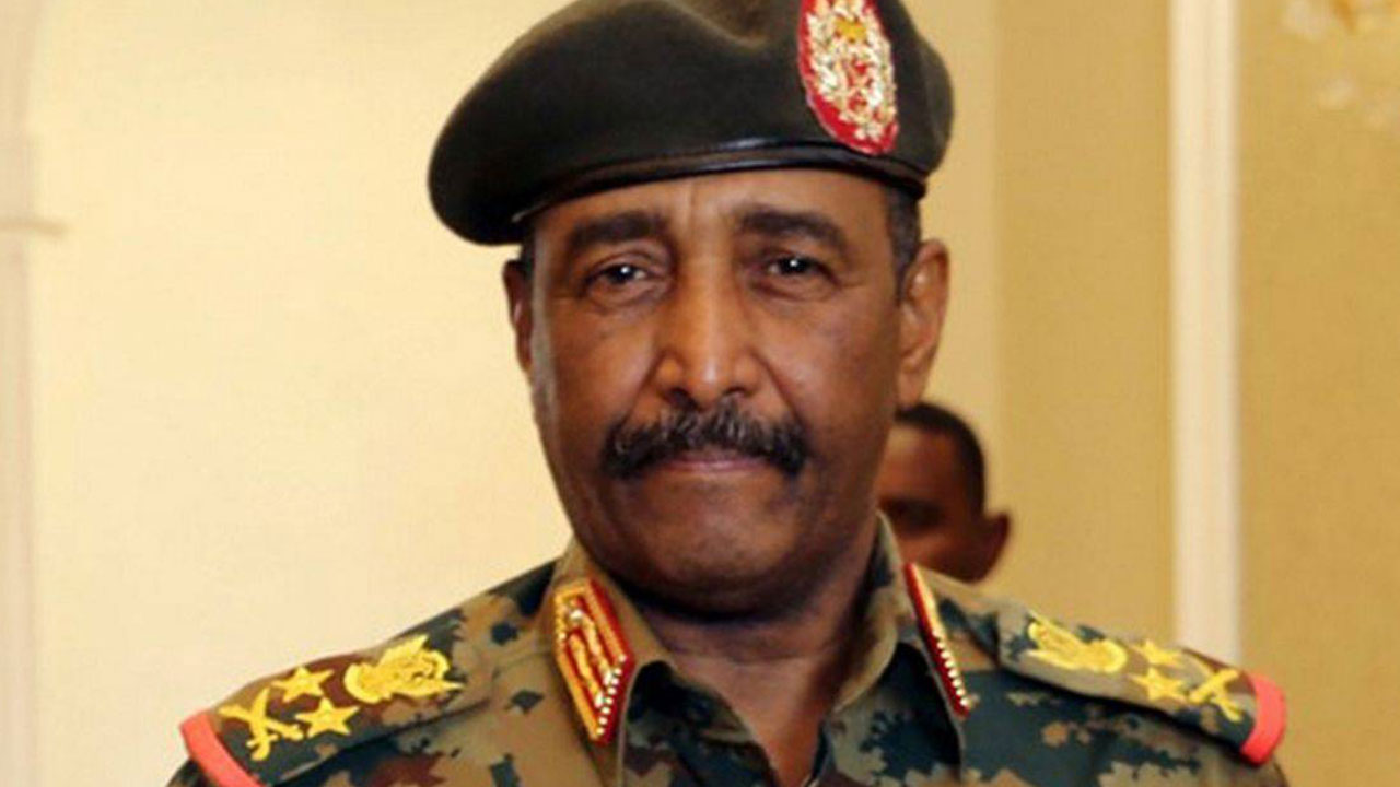 Foto - Askeri üste elektronik harp sistemi bulundu