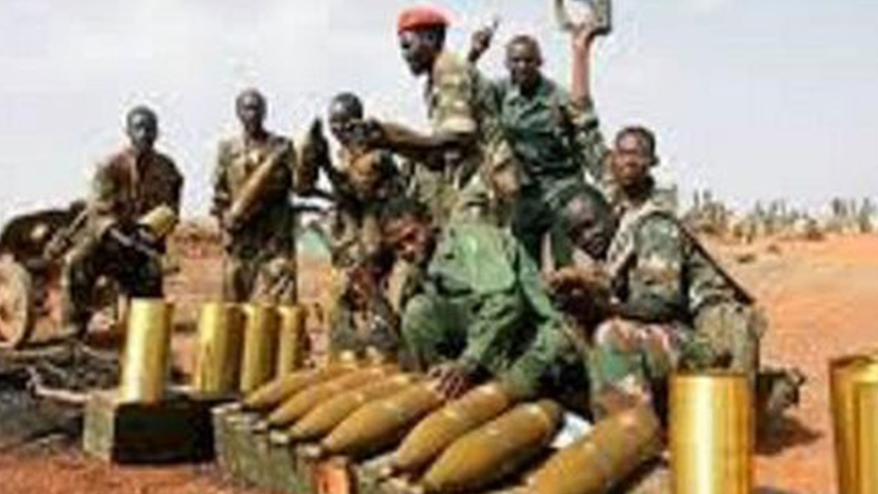 Foto - Askeri üste elektronik harp sistemi bulundu