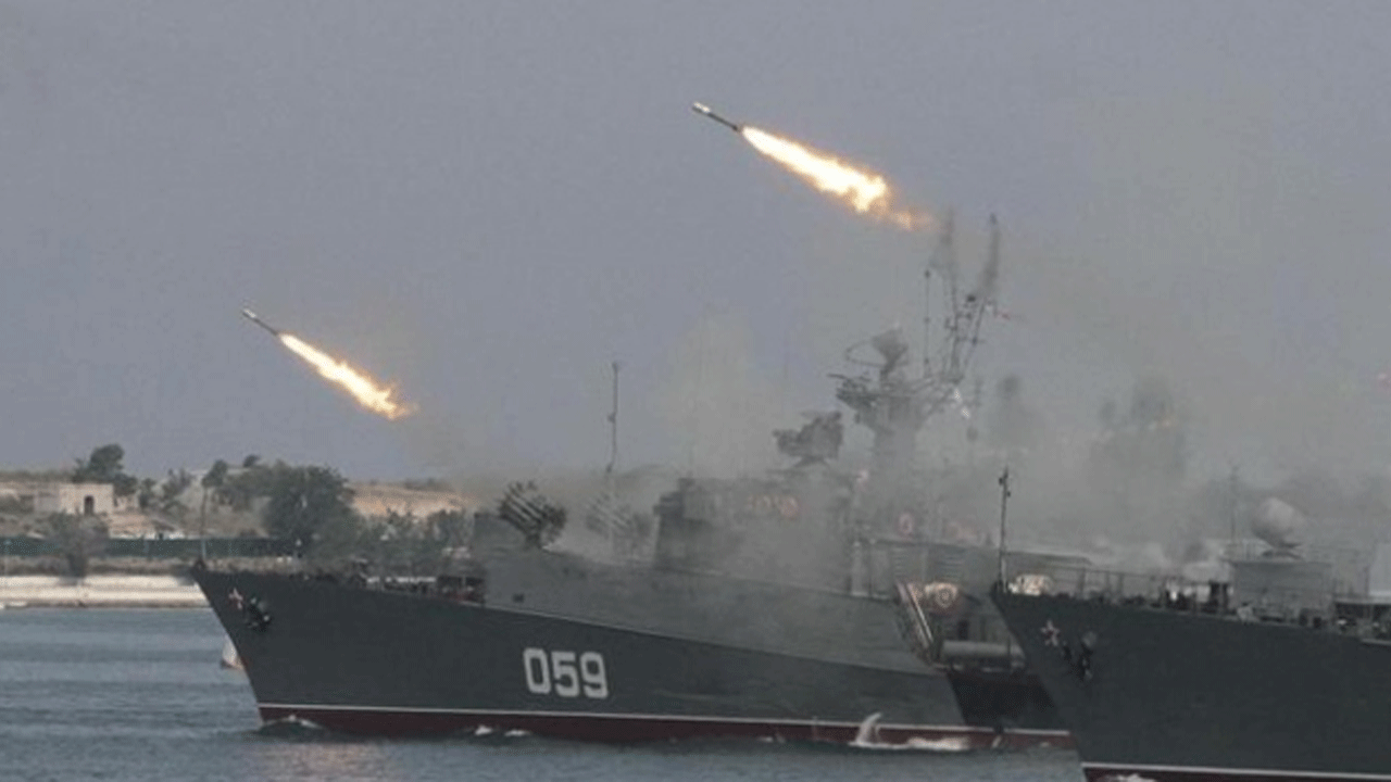 Foto - Askerler Baltık Denizi'ne indi! 20'den fazla savaş gemisi, 25 uçak ve helikopter...