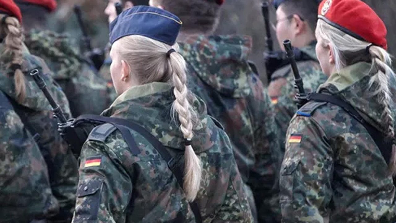 Foto - Askerlerden skandal cinsel ilişki yarışması! Ülkeyi ayağa kaldıran rezillik sonrası Bakan devreye girdi 