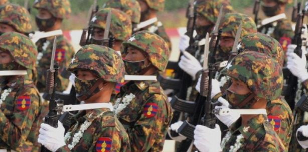 Foto - Askerlikten yırtmanın tek yolu budist tarikatına üye olmak