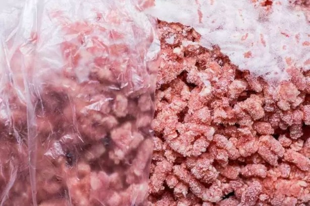 Foto - Asla böyle yapmayın Donmuş kıymayı zehire çeviren uygulama