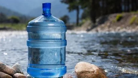 Foto - Asla tahmin edemezsiniz! Damacanalar neden mavidir?