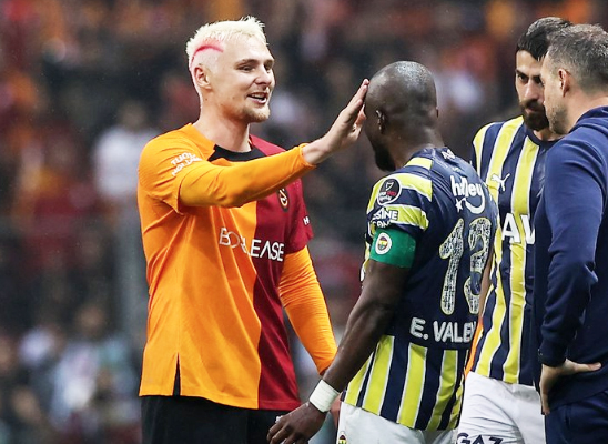 Foto - Aslan iki bombayı patlatıyor! Galatasaray ile ilgili flaş gelişme...