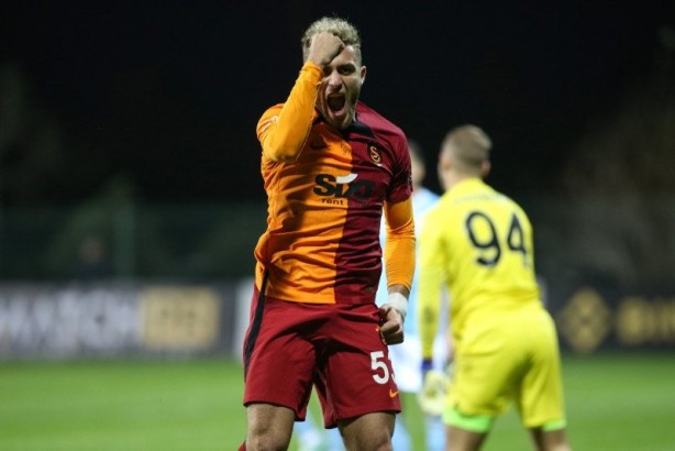 Foto - Aslan'ın golcüsü Milan'a! İtalyanlar duyurdu...