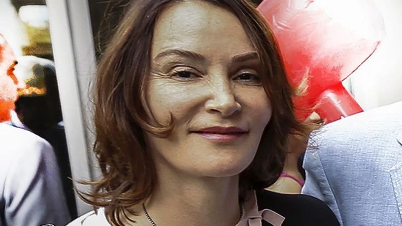 Aslı Baykal: "Geleneksel ramazan eğlencesi Saraçhane'de oynanıyor" Öyle sözler söyledi ki...