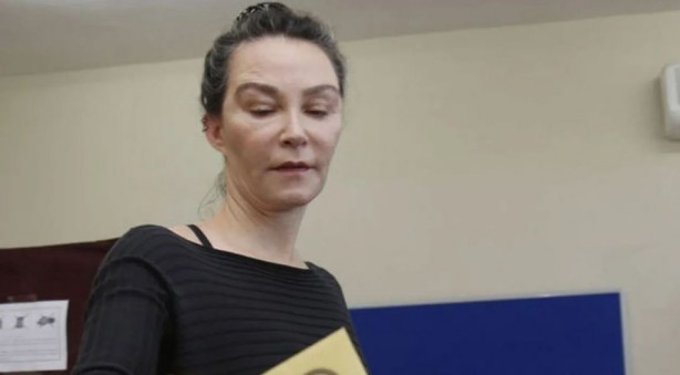 Foto - Aslı Baykal ve Fatih Altaylı arasında sert atışma! Hakaretler havada uçuştu: Patates, dangalak oğlu dangalak