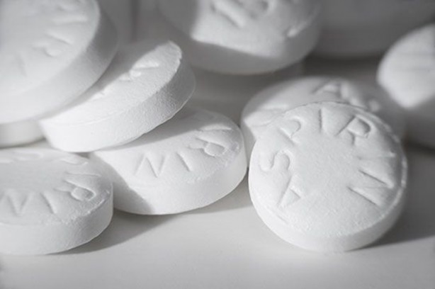 Foto - Aspirin içmeden önce iki kez düşünün!