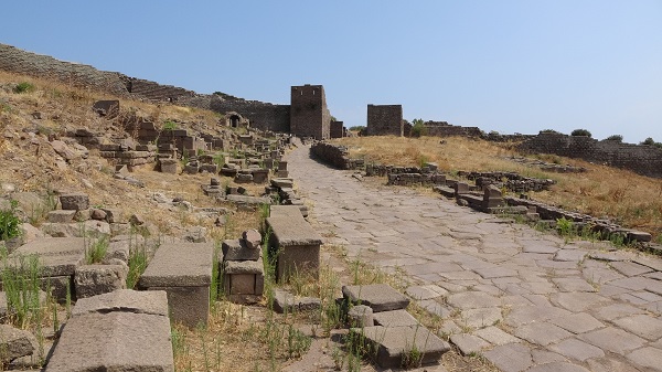 Foto - Assos'ta bulundu! Tam 2 bin 300 yıllık