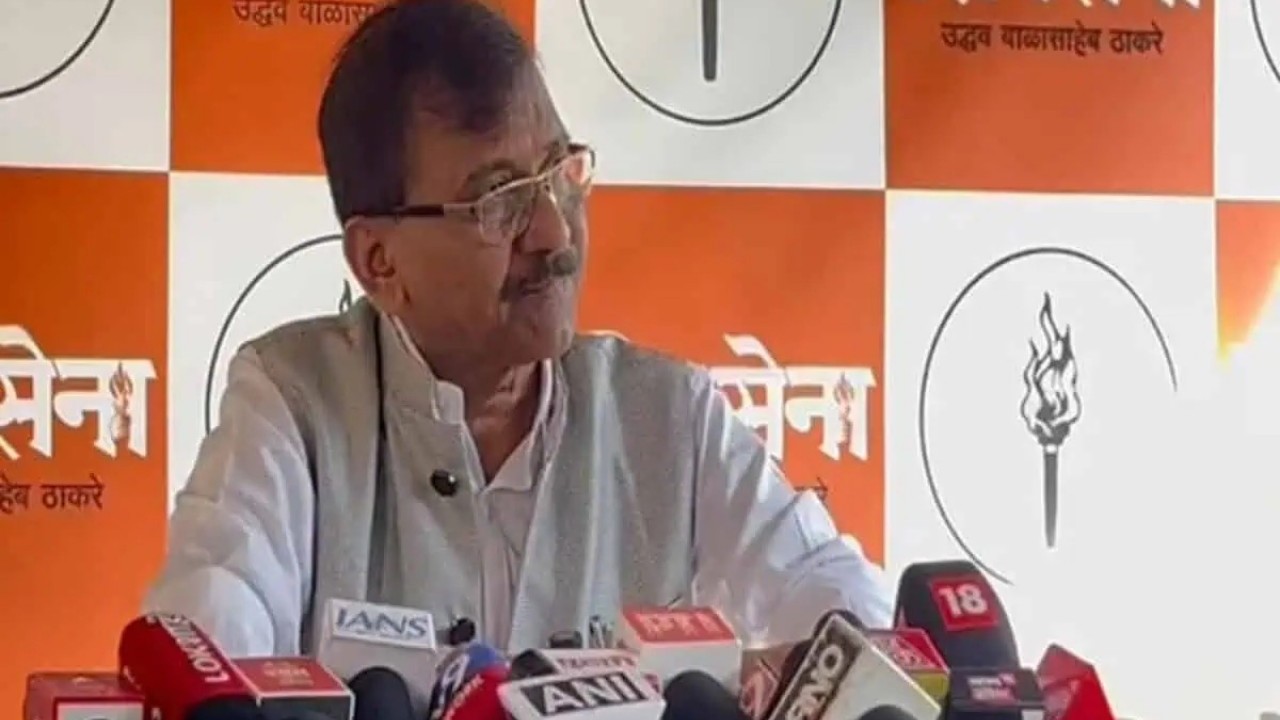 Asya ülkesinde Hamaney isyanı: Neden İran'a başsağlığı dilemiyoruz, İsrail ve ABD'den mi korkuyoruz?