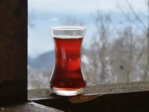 Foto - Canan Karatay'dan Asyalıların sırrı: Çaya şeker değil, böyle tereyağı katın etkileyecek! Kimse bilmiyor