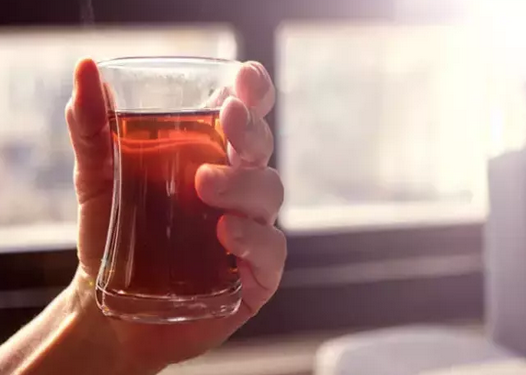 Foto - Canan Karatay'dan Asyalıların sırrı: Çaya şeker değil, böyle tereyağı katın etkileyecek! Kimse bilmiyor