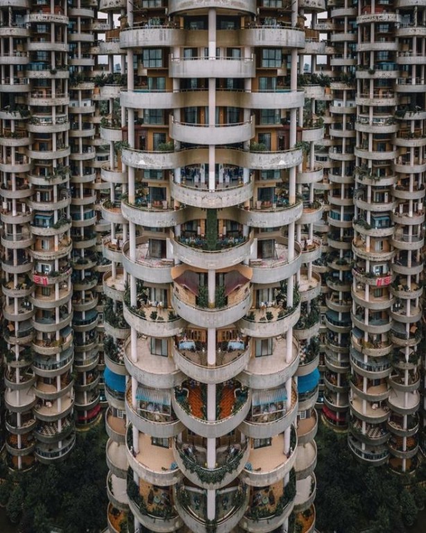 Foto - Asya'ya özgü yapı şekli 'Canavar Binalar' görenleri adeta büyülüyor