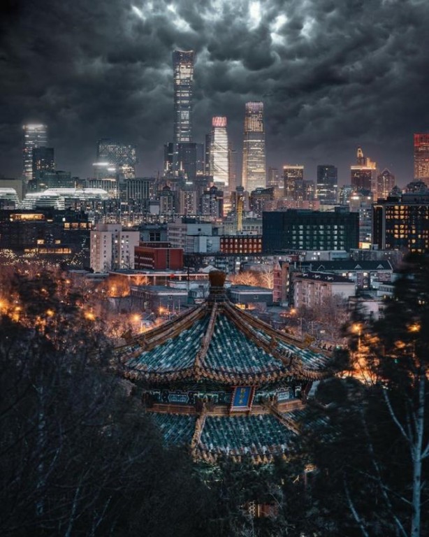 Asya'ya özgü yapı şekli 'Canavar Binalar' görenleri adeta büyülüyor