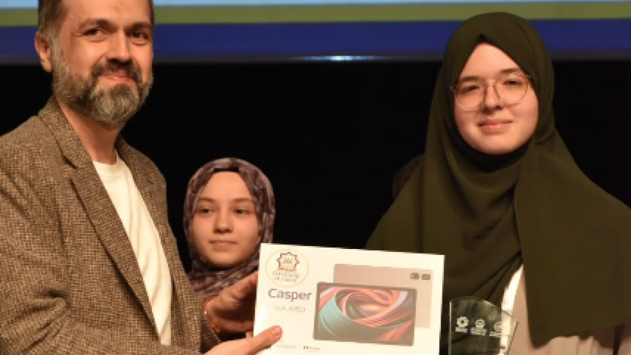 Atakum’da İslami İlimler Zirvesi: 'Tefekkür Akademi' Büyük Bir Başarıyla Tamamlandı