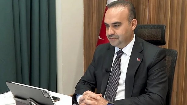 Foto - Atasever'in uzay yolculuğu başlıyor! Bakan Kacır saati paylaştı: Azerbaycan bayrağını da yanına alacak