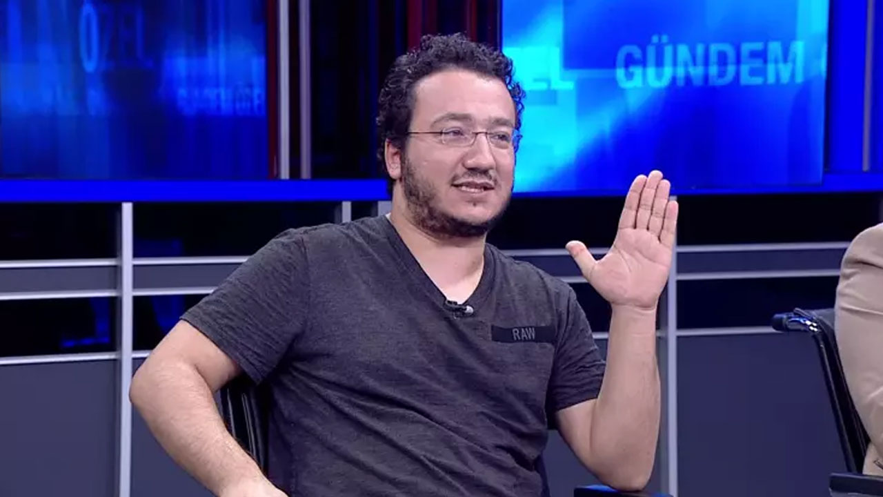 Foto - "Atatürk çocuğuyum, çıplak gezerim" diyen Hadise’nin görüntüleri Oytun Erbaş’ı çileden çıkarttı! "Halka açık pornografi"