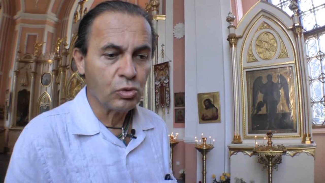 Foto - "Atatürk’ün hastasıyım" demişti! Ünlü sunucudan mide bulandıran itiraflar geldi! İyi halt ettin Sicimoğlu