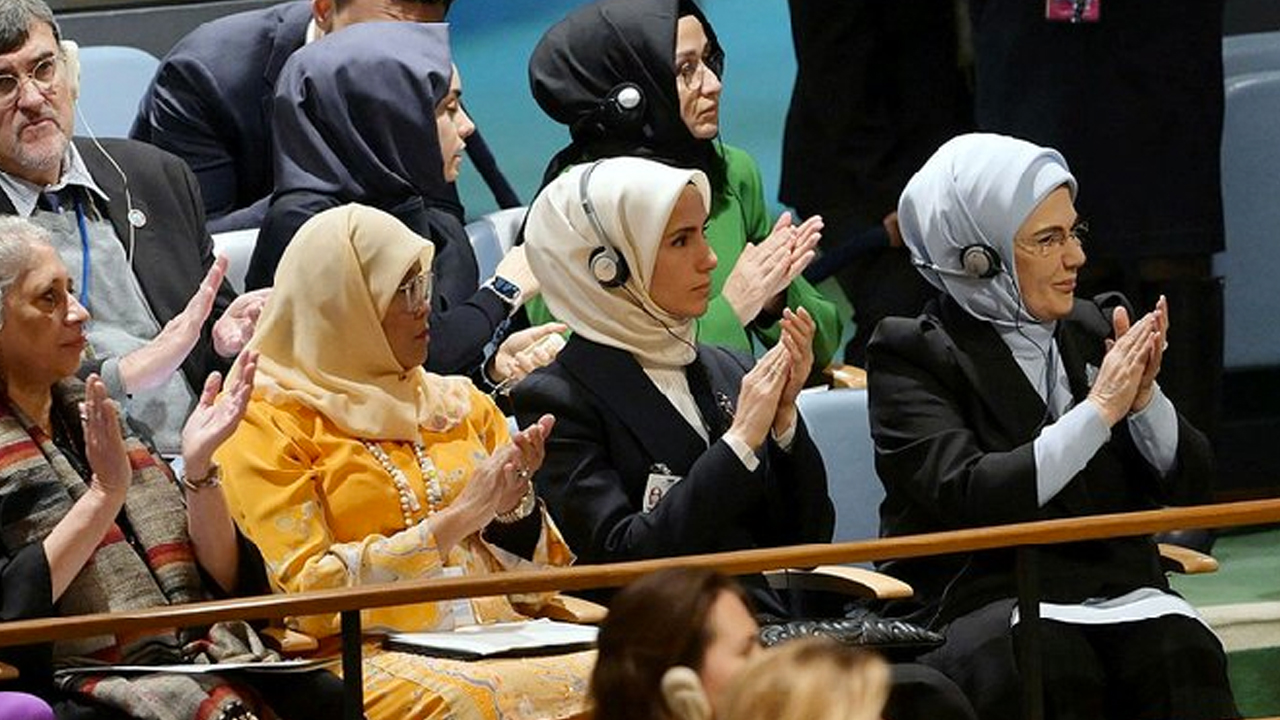 Foto - Atıkların zararlarına "Farkında mısın?" kampanyasıyla dikkat çekiliyor... Emine Erdoğan'ın öncülüğünde!