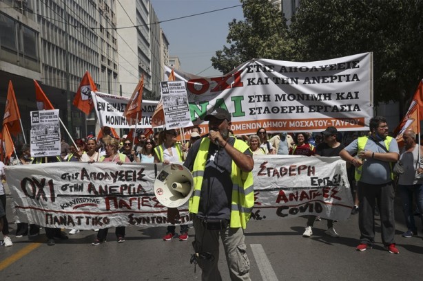 Foto - Atina karıştı! Kamu çalışanları greve başladı