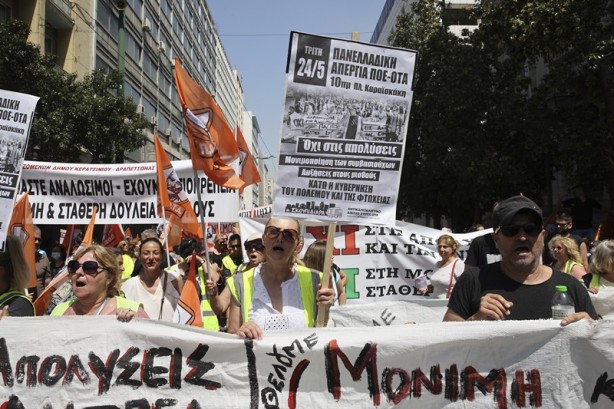Foto - Atina karıştı! Kamu çalışanları greve başladı