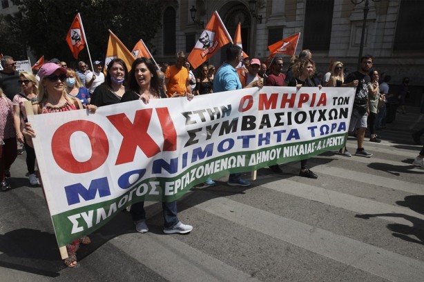 Foto - Atina karıştı! Kamu çalışanları greve başladı