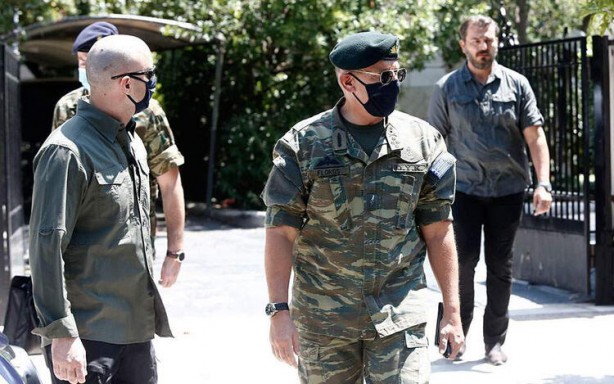 Foto - Atina kaşınıyor! Yunan savaş gemisinden telsizle Türk gemisine anons