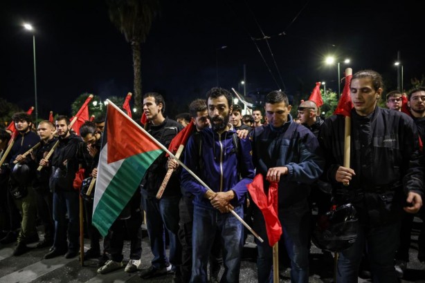 Foto - Atina’da sıcak gece! Yunanistan'da ABD'ye lanet yağdı