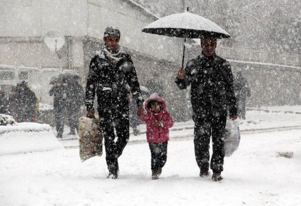 Foto - Atkıları, bereleri ve eldivenleri hazırlayın! İstanbul'a kar geliyor, tarih verildi