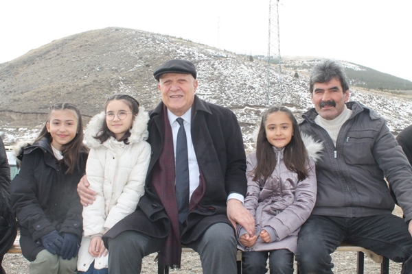 Foto - Atlar depremzedeler için dörtnala koştu