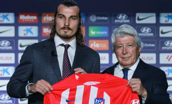 Foto - Atletico Madrid gemileri yaktı! Duyanın ağzı bir karış açık kalıyor! Yer yerinden oynayacak: Ne yaptın Çağlar!