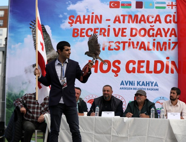 Atmaca ve şahin güzellik festivali düzenlendi