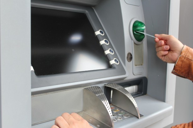 Foto - ATM'den para çekerken dikkat! Artık kesinti yapılacak 