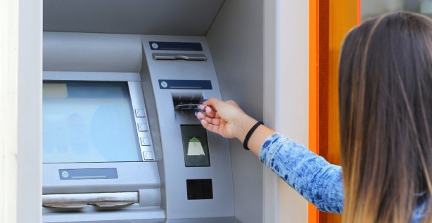 Foto - ATM'den para çekip yatıranlar bu habere dikkat! Paranız yutulabilir