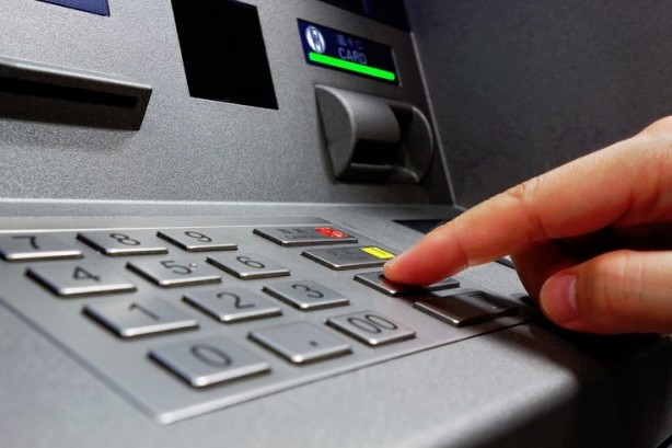 Foto - ATM’lerdeki gizli gerçek ortaya çıktı! Oysa para çekerken kimseler fark etmemişti! Bu nasıl iş böyle