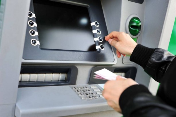 Foto - ATM’lerdeki gizli gerçek ortaya çıktı! Oysa para çekerken kimseler fark etmemişti! Bu nasıl iş böyle