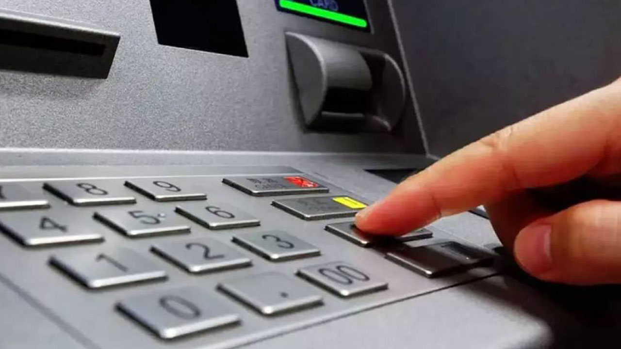 Foto - ATM'lerden para çekecekler dikkat! Bayram öncesi resmen değişiyor