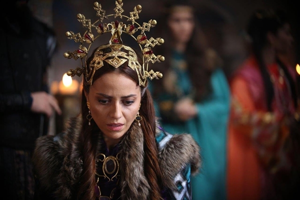 Foto - ATV'nin yeni dizisi "Destan" rekor kırdı