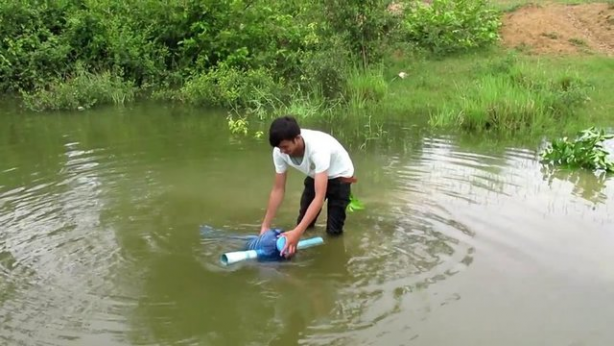 Foto - Avcılar dikkat! İşte sıra dışı balık avlama taktiği...