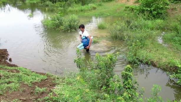 Foto - Avcılar dikkat! İşte sıra dışı balık avlama taktiği...