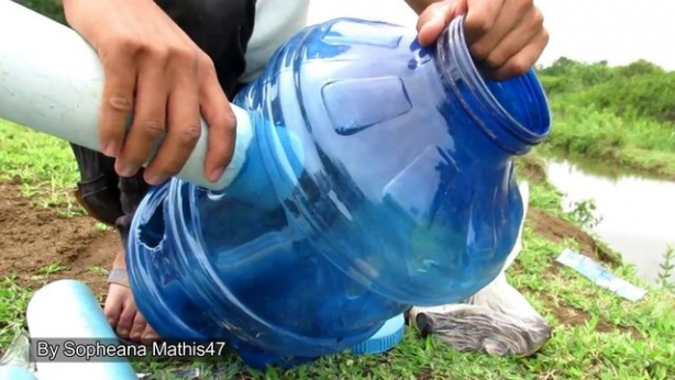 Foto - Avcılar dikkat! İşte sıra dışı balık avlama taktiği...