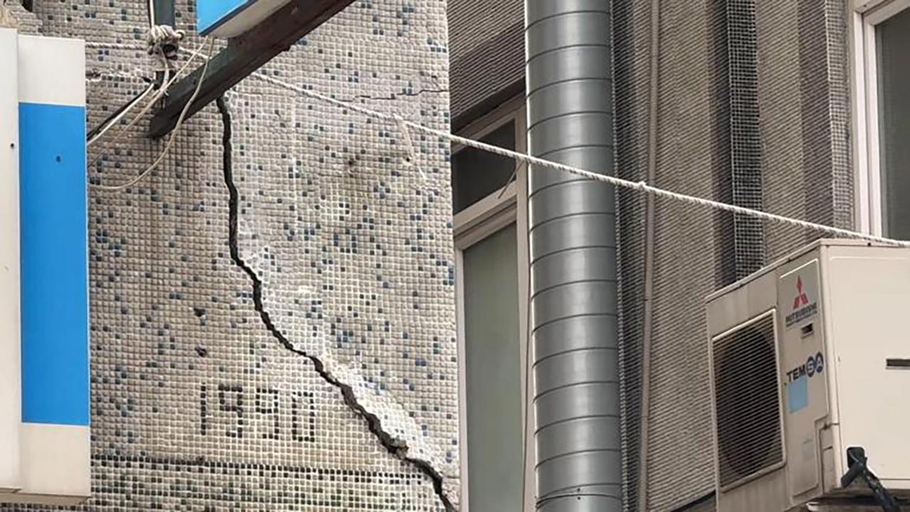 Foto - Avcılar'da üç bina tahliye edildikten sonra mühürlendi