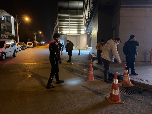 Foto - AVM önünde silahlı kavga! Ekipler sevk edildi